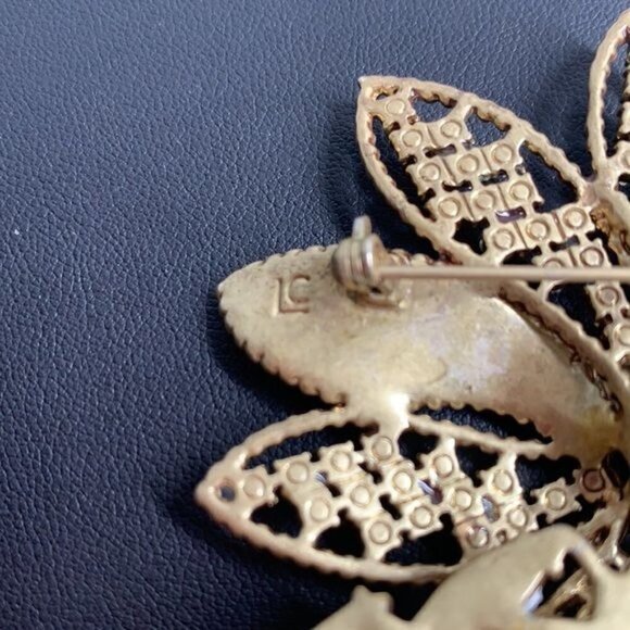 Liz Claiborne Vintage Crystal Flower Brooch - Gold/Amber/Diamanté, 3”x 2.5” - Picture 4 of 7